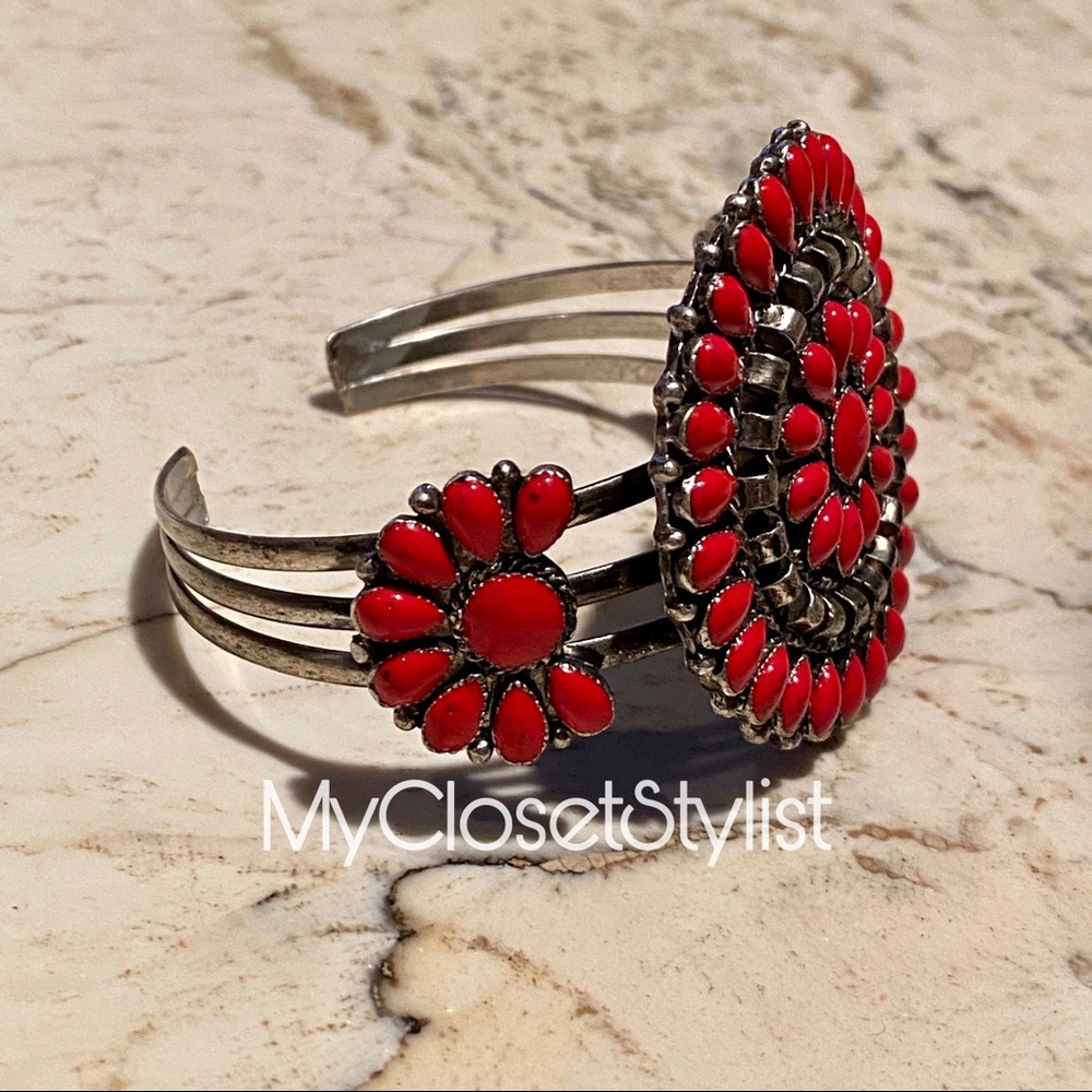 FREE PEOPLE Coral Cluster Cuff Statement Bracelet! - Picture 3 of 7